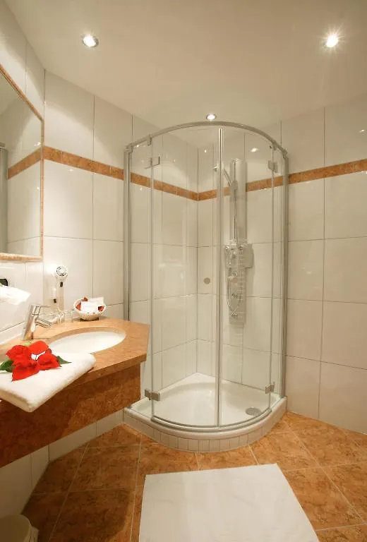 فندق Residenz Gloeckner ايشجل